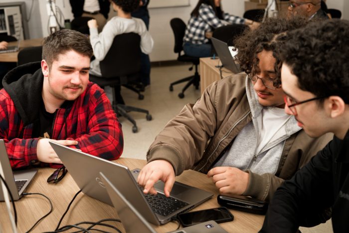 Techniques de l'informatique – Profil Développement d’applications Web et mobiles